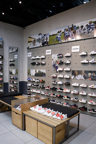 Adidas – Comercial Galerias